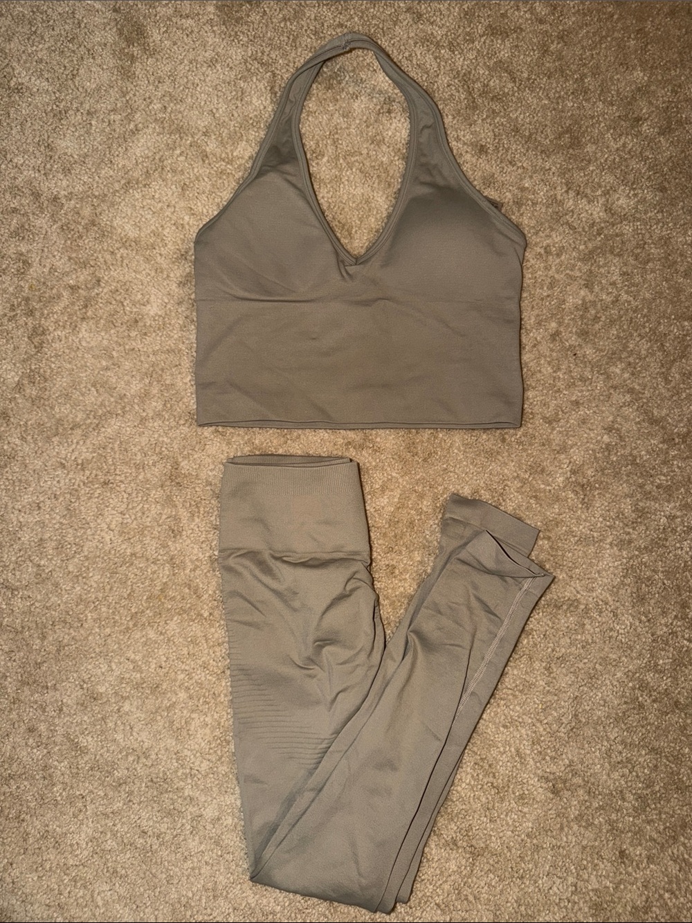 Seamless V-Neck Cropped Sports Bra & High-Waist Leggings Set - Taupe